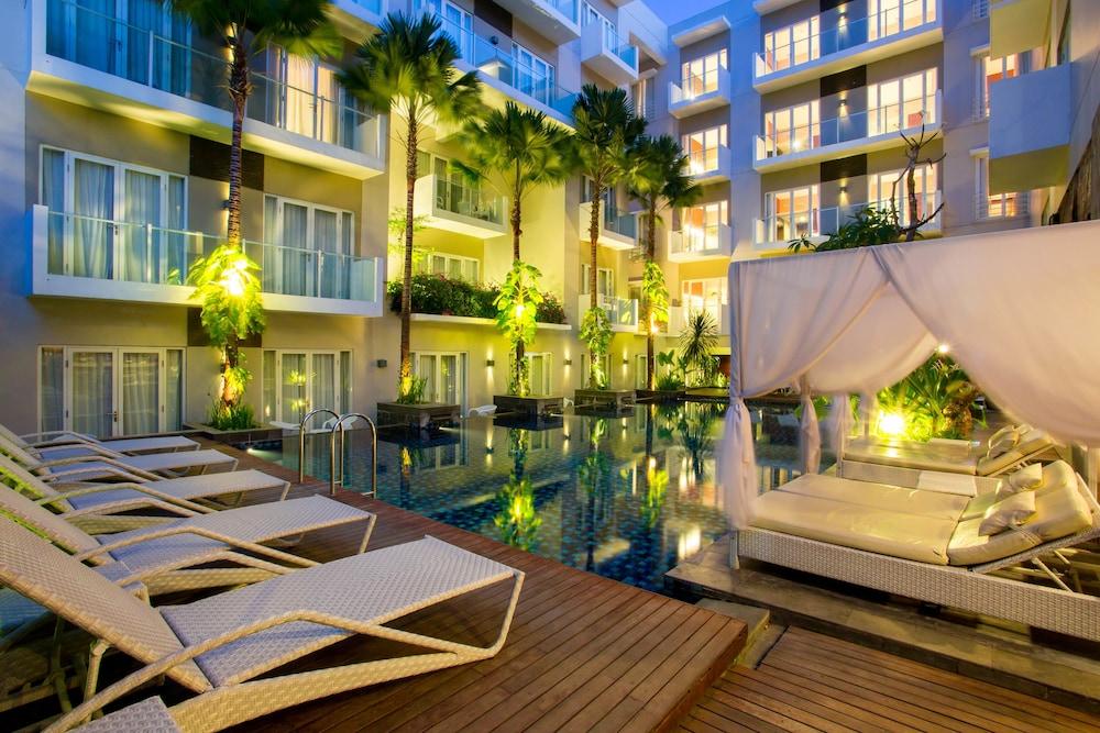 Grand Ixora Kuta Resort Kuta Lombok Exterior foto