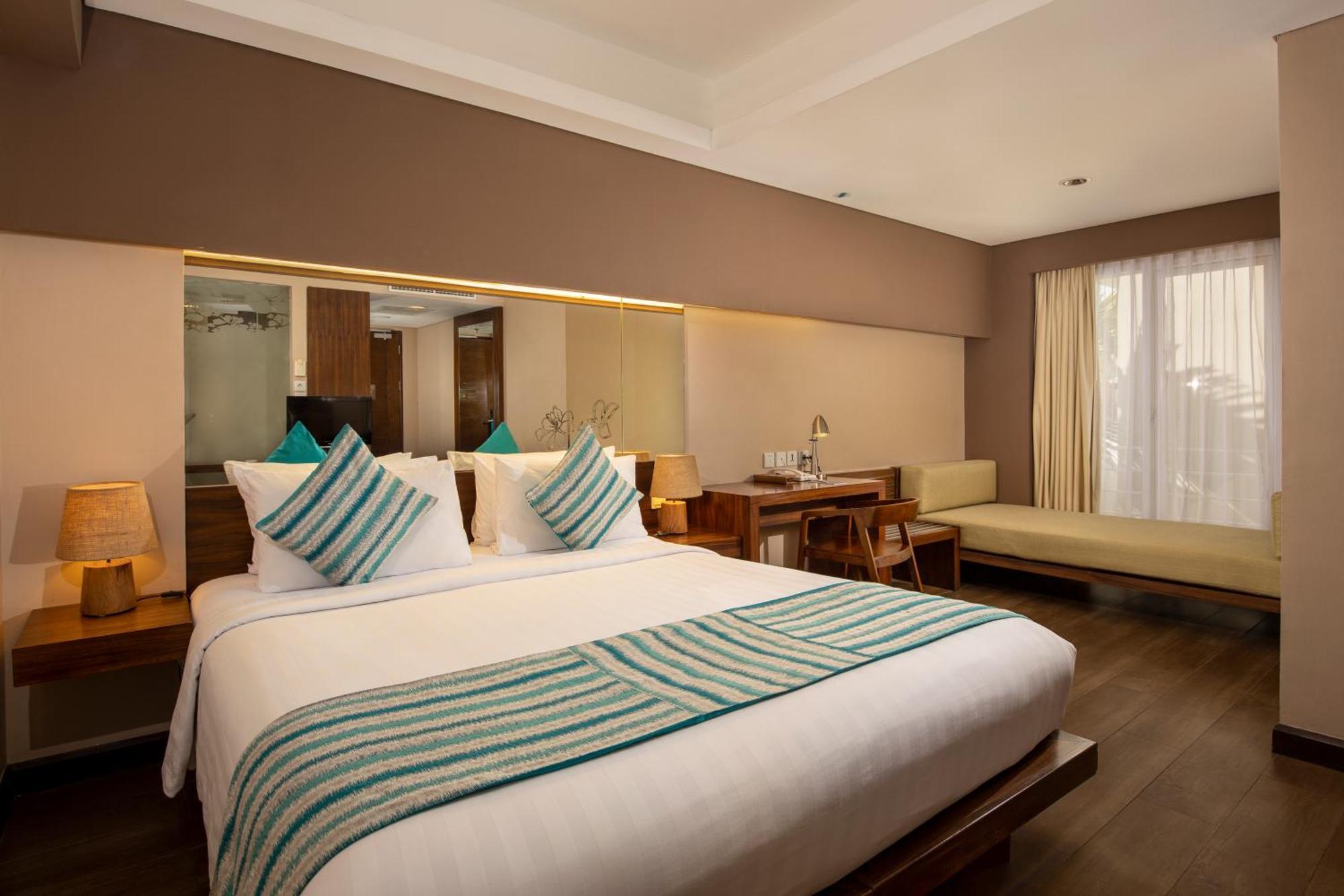 Grand Ixora Kuta Resort Kuta Lombok Exterior foto
