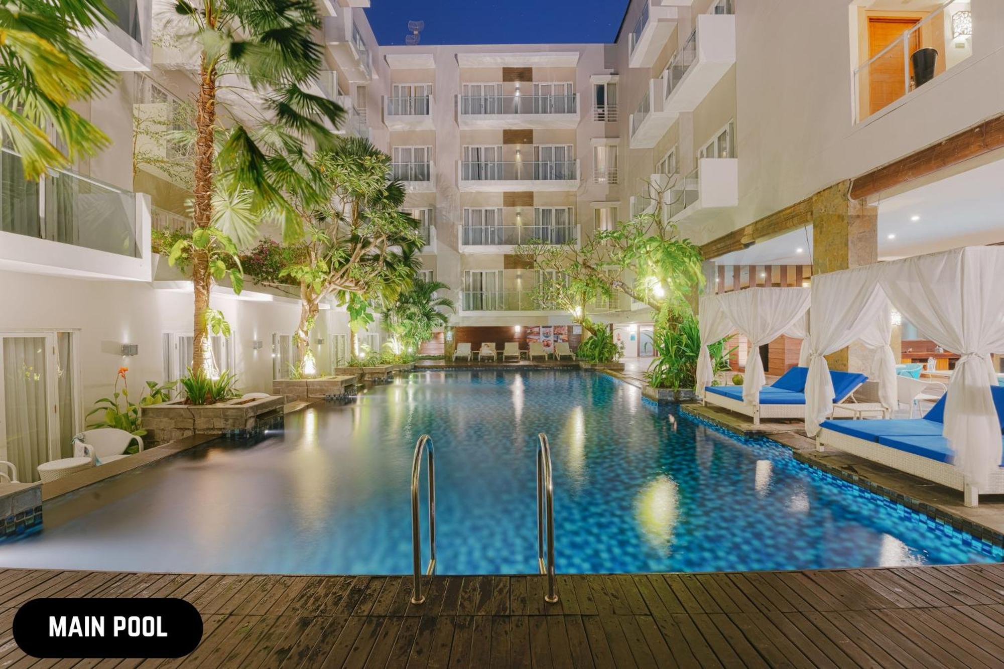 Grand Ixora Kuta Resort Kuta Lombok Exterior foto