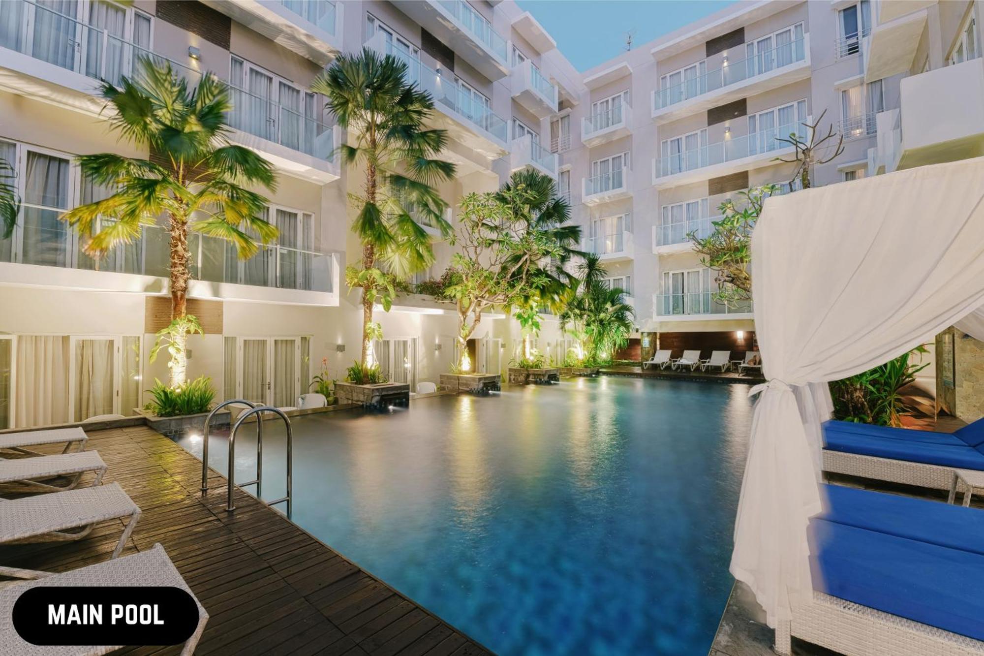 Grand Ixora Kuta Resort Kuta Lombok Exterior foto