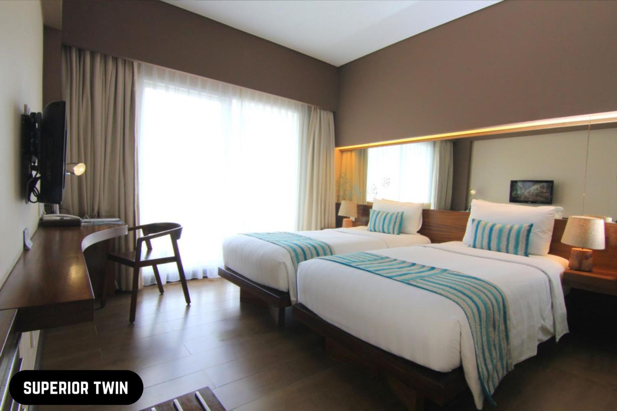 Grand Ixora Kuta Resort Kuta Lombok Exterior foto